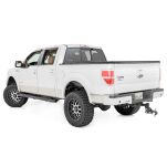 Progi, stopnie boczne czarne Rough Country Oval Nerf Steps Crew Cab - 2