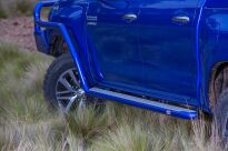 Boczne progi ochronne ARB - Toyota Hilux 15-17 - 2