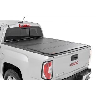 Twarda pokrywa paki tri-fold flip up Rough Country 5'