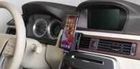 Uchwyt do Apple iPhone 11 Pro z wbudowanym kablem USB oraz ładowarką samochodową - 4