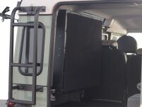 Zabudowa okna Land Rover Puma (2007-2016) Front Runner - 5
