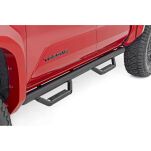 Progi, stopnie boczne czarne Rough Country Nerf Steps Double Cab - 3