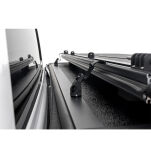 Twarda pokrywa paki tri-fold niski profil Rough Country 5'7