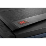 Twarda pokrywa paki tri-fold niski profil Rough Country 5'7