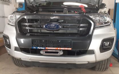 Ford Ranger T8 2019- płyta montażowa wyciągarki