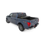 Twarda pokrywa paki tri-fold niski profil Rough Country 5'7