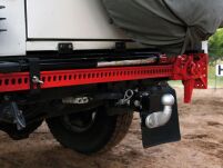 Uchwyt podnośnika Hi-Lift 1.2m na tylny zderzak Land Rover Defender Front Runner - 3