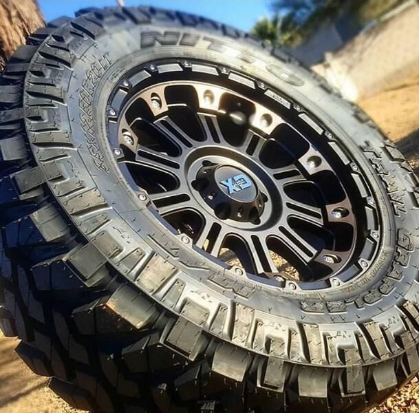 Felga aluminiowa XD829 Hoss II Satin Black Mach W/ Dark Tint XD Series