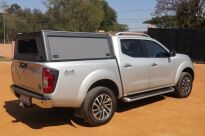 Zabudowa Bushtech Nissan Navara (2017-present) Double Cab Aluminium Ryflowane - 3