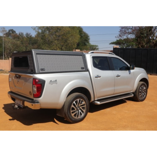 Zabudowa Bushtech Nissan Navara (2017-present) Double Cab Aluminium Ryflowane