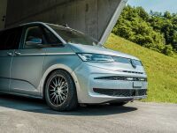 Zestaw dwóch lamp LAZER Linear 6 z systemem montażu w fabrycznym grillu - Volkswagen T7 - 4