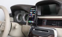 Uchwyt indukcyjny dedykowany do Apple iPhone 11 z wbudowanym kablem USB oraz ładowarką samochodową - 4