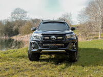 Zestaw do montażu na dachu lampy LAZER LInear 42/ Triple-R 24 - Toyota Hilux (2018 -) bez relingów dachowych - 4