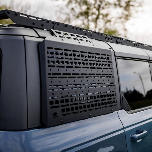 Panel zewnętrzny MOLLE prawy Bison Gear