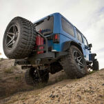 Zderzak stalowy z mocowaniem koła zapasowego tył Smittybilt XRC Atlas - 16