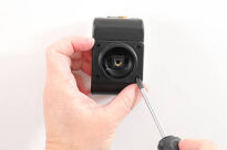 Uchwyt do Apple iPhone 13 mini z wbudowanym kablem USB oraz ładowarką samochodową - 6