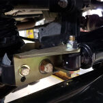 Zestaw do Relokacji Mocowania Amortyzatora Skrętu Clayton - Jeep Wrangler JL - 3