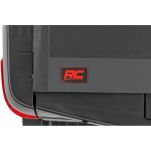 Twarda pokrywa paki tri-fold niski profil Rough Country 6'10