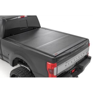 Twarda pokrywa paki tri-fold niski profil Rough Country 6'10"