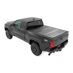 Twarda pokrywa paki tri-fold flip up Rough Country 6' - 3