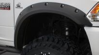 Poszerzenia nadkoli BUSHWACKER - Dodge Ram 2500/3500 10-16 - 2