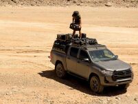 Bagażnik dachowy Toyota Hilux (2015-) Front Runner Slimsport Lightbar ready - 6