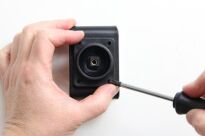 Uchwyt do Apple iPhone 8 z wbudowaną ładowarką samochodową do instalacji na stałe - 4