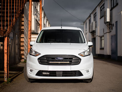 Zestaw lampy LAZER Linear 18 Elite - z systemem montażu w fabrycznym grillu - Ford Connect (2018 -)