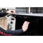 Twarda pokrywa paki tri-fold niski profil Rough Country 5'7