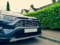 Zestaw lampy LAZER Linear 18 - z systemem montażu w fabrycznym grillu - Toyota RAV4 Hybrid (2018 -) - 4