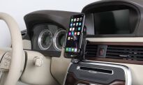 Uchwyt indukcyjny dedykowany do Apple iPhone 11 z wbudowaną ładowarką samochodową do instalacji na stałe - 4