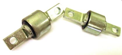 R UPR CTRL ARM/ INNER BUSH