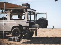 Okno uchylne Gullwing Land Rover Defender Front Runner - 10
