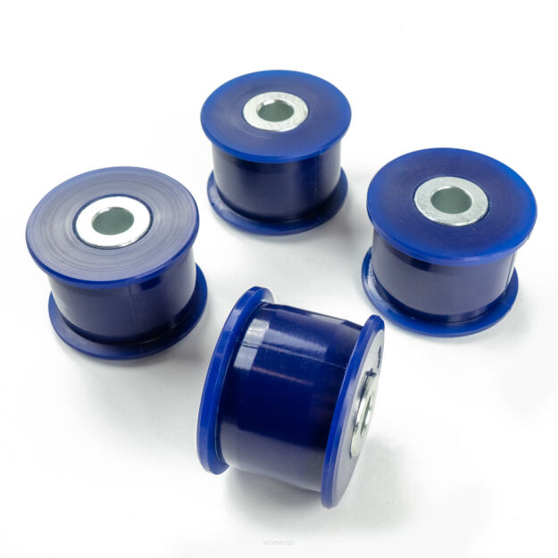 Tuleje poliuretanowe przednich wahaczy Radius OFD