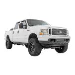 Progi, stopnie boczne czarne Rough Country Nerf Steps - 2