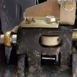 Uchwyt montażowy relokacji mocowania amortyzatora skrętu Clayton - 3