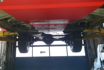 Osłona silnika i przedniego mostu STANDARD Jeep Commander XK XH 2005-2011 czerwona