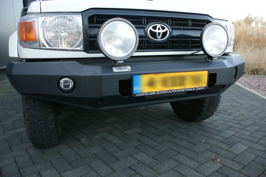 Zderzak przedni Toyota Land Cruiser 79 Gobi-X
