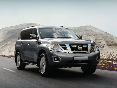 Zestaw dwóch lamp LAZER TRIPLE-R 750 Elite (Gen2) z systemem montażu w fabrycznym grillu - Nissan Patrol Y62 (2018 -)