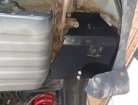 Osłona tylnej nagrzewnicy Mitsubishi Pajero 4 / Montero 4 2006-2014 long - 2